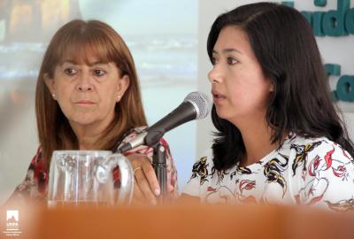 La Decana Eugenia de San Pedro junto a la Prof. Mariela Serón (Foto de archivo)